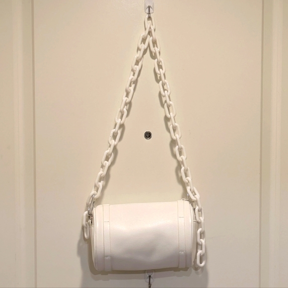 Incredible Jaded London x Gallucks Leather Barrel Bag with Adjustable Strap - Picture 6 of 8